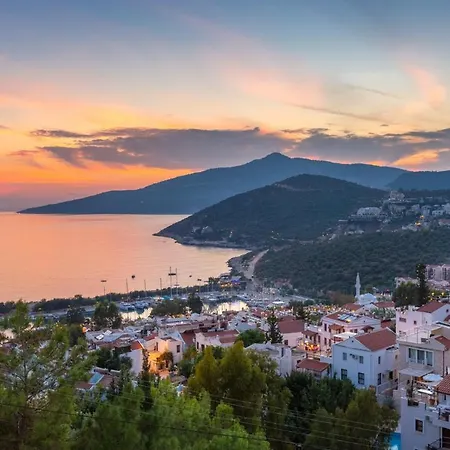 Crogus Kalkan
